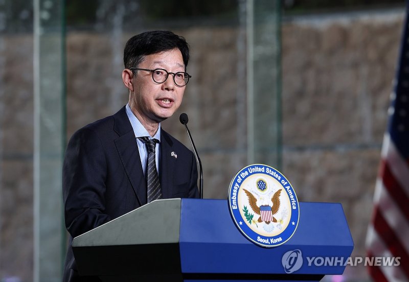 축사하는 외교부 차관 (출처=연합뉴스)