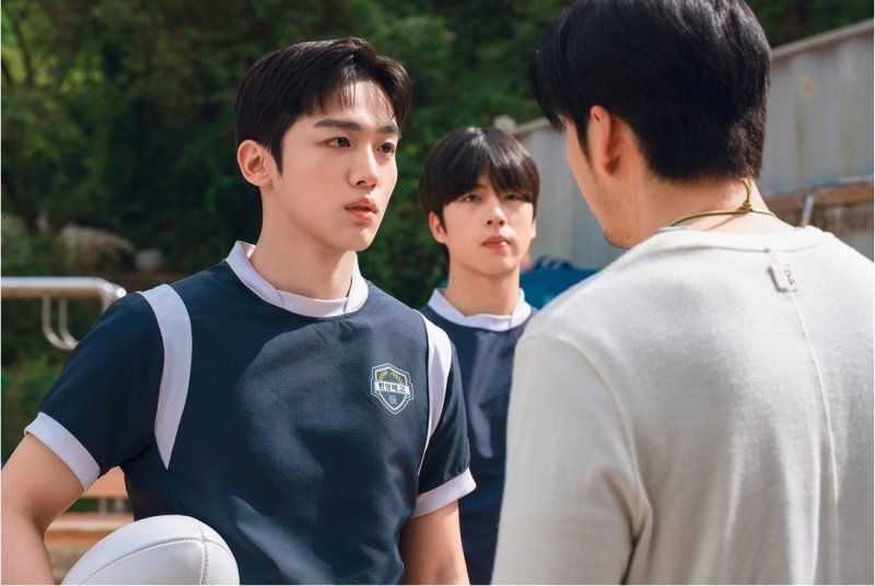 '트라이' 괴짜 선생 윤계상 vs 싸늘한 제자 김요한