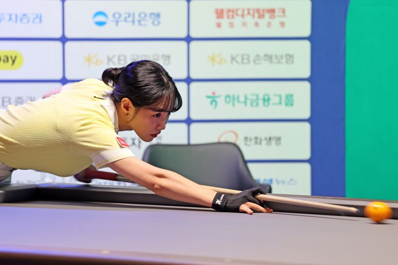웰컴저축은행 렛 잇 라이드 선수가 이벤트 경기를 하고 있다. 사진=서동일 기자