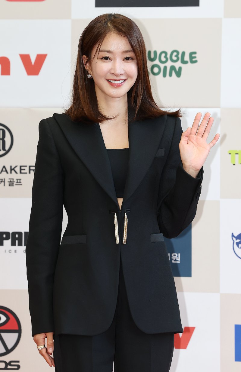 선택 존중 vs 자기 욕심…이시영, 이혼 후 둘째 임신에 이틀째 갑론을박