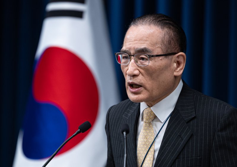 위성락 국가안보실장이 9일 서울 용산 대통령실 청사에서 관세협상 및 방위비 관련 브리핑을 하고 있다. 2025.7.9/뉴스1 ⓒ News1 이재명 기자 /사진=뉴스1
