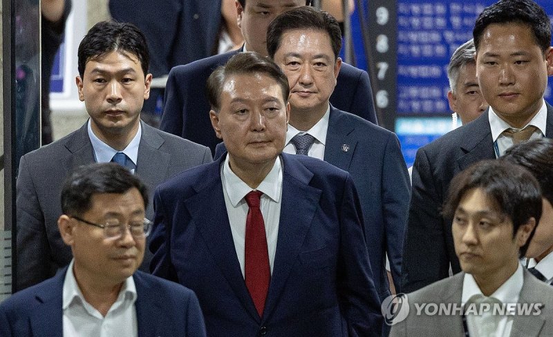구속심사 마친 윤석열 전 대통령 (출처=연합뉴스)