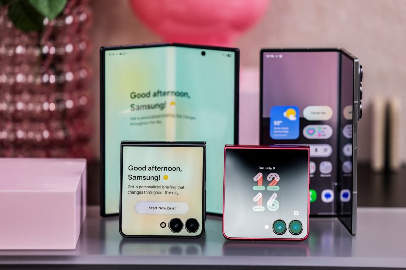 지난달 8일 미국 뉴욕에서 촬영된 삼성전자의 폴더블 스마트폰.로이터연합뉴스