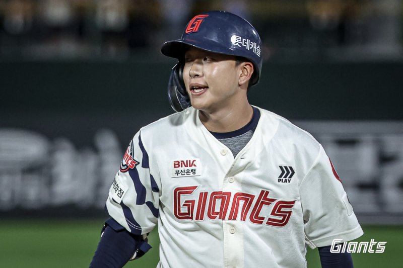 [서울=뉴시스] 프로야구 롯데 자이언츠의 이호준. (사진 = 롯데 자이언츠 제공) *재판매 및 DB 금지