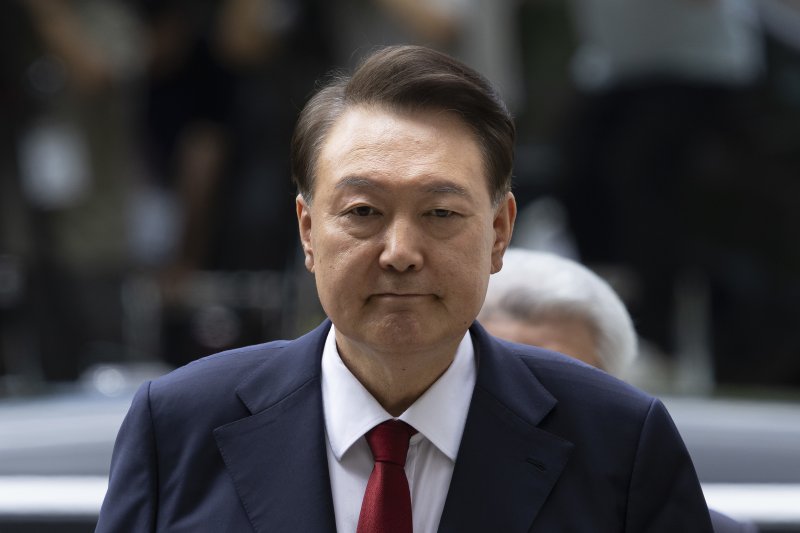 12·3 비상계엄과 관련해 특검의 수사를 받는 윤석열 전 대통령이 두 번째 조이카지노 전 피의자심문(영장실질심사)를 받기 위해 9일 오후 서울 서초구 중앙지방법원으로 출석하고 있다. 사진공동취재단