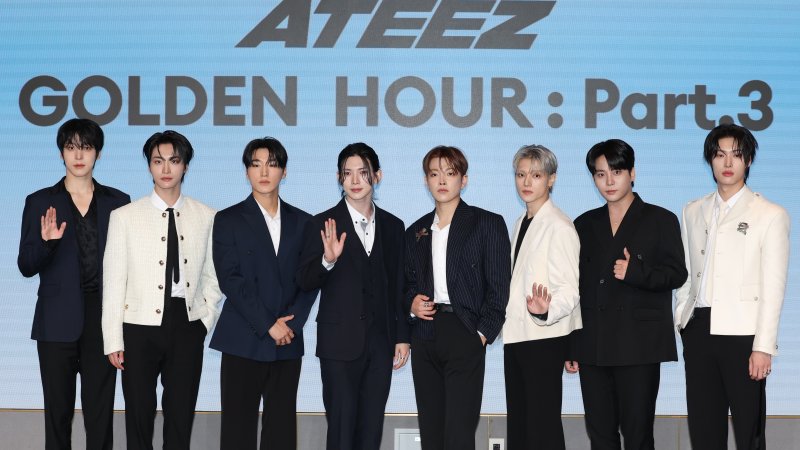 에이티즈, 8인 전원 KQ엔터와 7년 재계약…끈끈한 의리