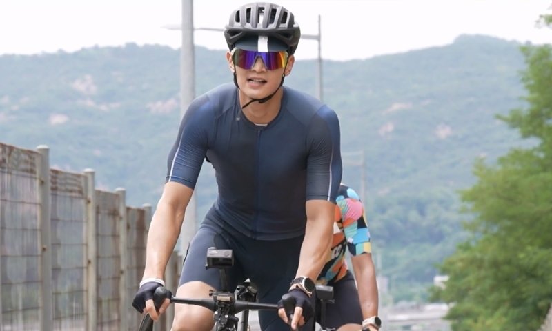 샤이니 민호, 1분 간격 알람 '경악'…"아침잠 많아, 알람 최대 40개"