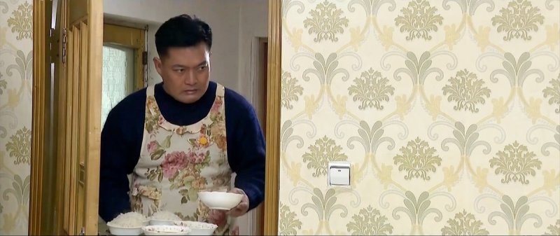 북한 드라마 '백학벌의 새봄' 중 한 장면 (출처=연합뉴스)