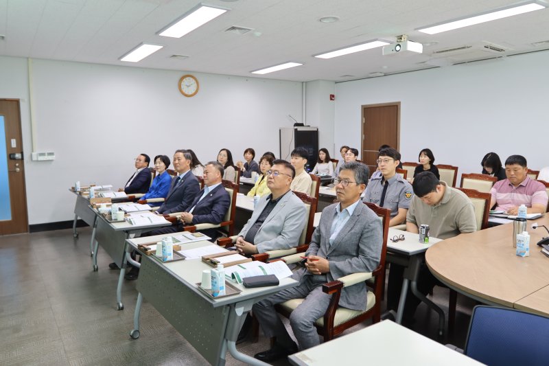 전북 임실군의회가 의원과 의회사무과 직원을 대상으로 역량강화 교육을 실시하고 있다.(의회제공. 재판매 및 DB금지)2025.7.10/뉴스1