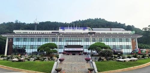 홍천군청 전경./뉴스1