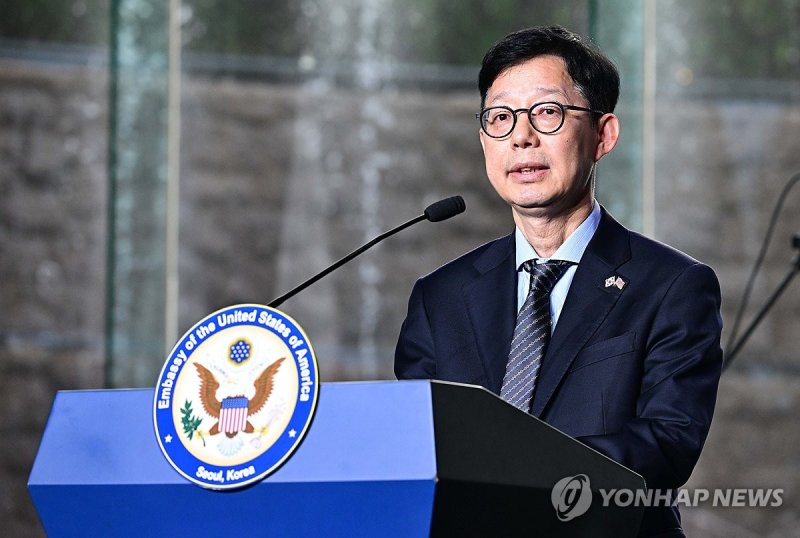 축사하는 외교부 차관 (출처=연합뉴스)