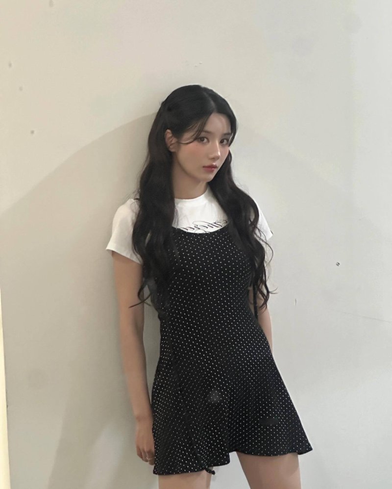 권은비, '워터밤 여신'의 반전 매력…늘씬 라인 [N샷]