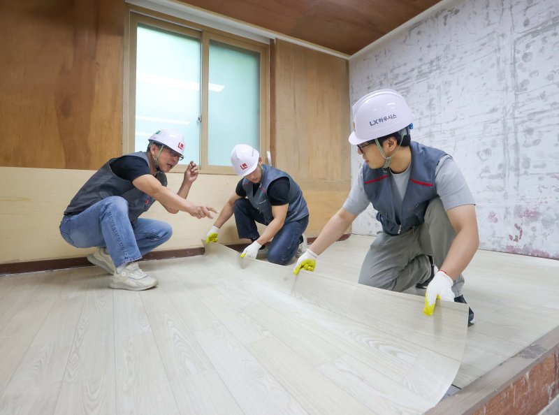 LX하우시스, 국가인적자원개발컨소시엄 평가 S등급