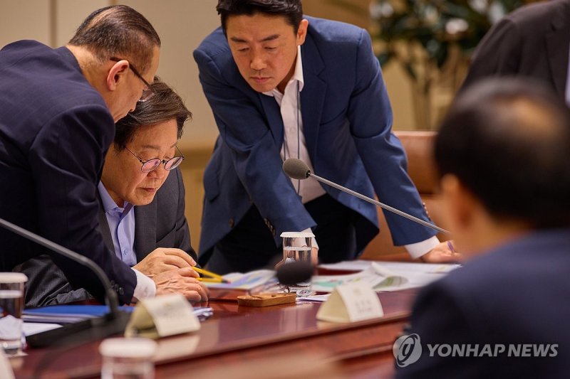 이재명 대통령, NSC 전체회의 논의 (출처=연합뉴스)