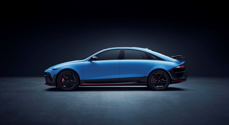 현대차의 고성능 전기 세단 '아이오닉 6 N' 측면.(현대차 제공)