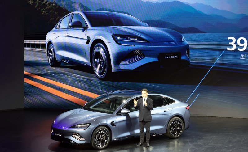 "독일보다 5000만 원 싸다"…수입차, 韓서 '글로벌 최저가' 왜?