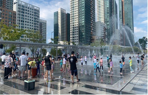 도시상징광장 물놀이 메이저카지노사이트. (세종시메이저카지노사이트관리공단 제공. 재판매 및 DB금지)