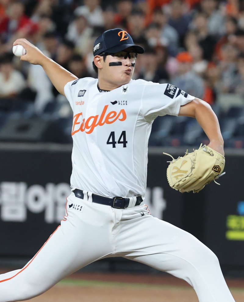 9일 오후 대전 타이틀카지노생명 볼파크에서 열린 프로야구 '2025 신한 SOL뱅크 KBO 리그' 기아 타이거즈와 한화 이글스 경기에서 한화 투수 김서현이 역투하고 있다. 2025.7.9/뉴스1 ⓒ News1 김기태 기자