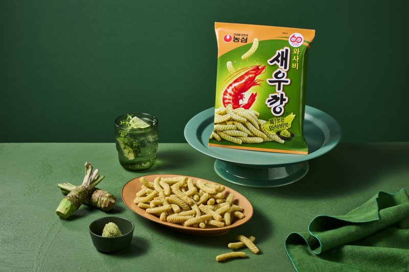 [서울=뉴시스] 농심이 짱구카지노 와사비새우깡을 출시했다. (사진=농심 제공) *재판매 및 DB 금지