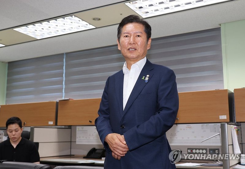 기자간담회하는 정청래 (출처=연합뉴스)