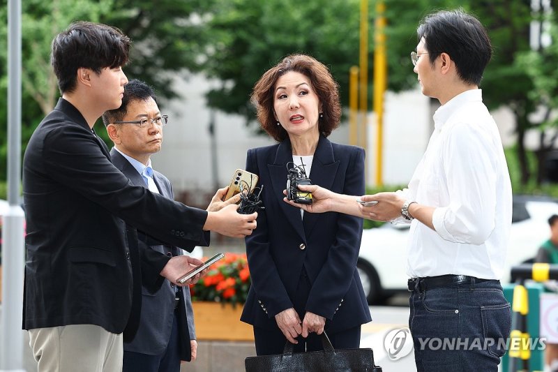 이진숙 교육부 장관 후보자 출근길 질의응답 (출처=연합뉴스)