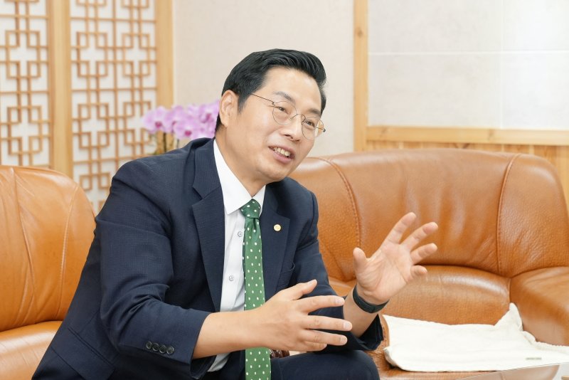 구재이 한국바카라사이트 벳위즈회장(제33대·34대)이 지난 11일 바카라사이트 벳위즈회관(서울 서초구)에서 가진 뉴스1과의 인터뷰에서 향후 임기 2년에 대한 구상을 밝혔다.(한국바카라사이트 벳위즈회 제공. 재판매 및 DB금지)/뉴스1