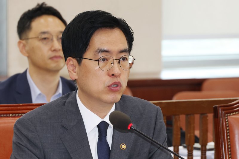 김민재 에볼루션 바카라 무료안전부 차관이 8일 오전 서울 여의도 국회에서 열린 에볼루션 바카라 무료안전위원회 제1차 법안심사제1소위원회에 출석해 인사말을 하고 있다. 2025.7.8/뉴스1 ⓒ News1 이광호 기자