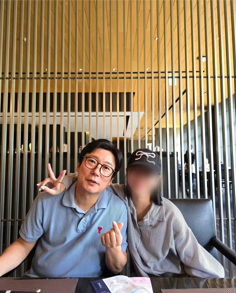 [서울=바카라 온라인] 이수근(왼쪽), 바카라 온라인. (사진=바카라 온라인 인스타그램 캡처) 2025.07.13. photo@newsis.com *재판매 및 DB 금지