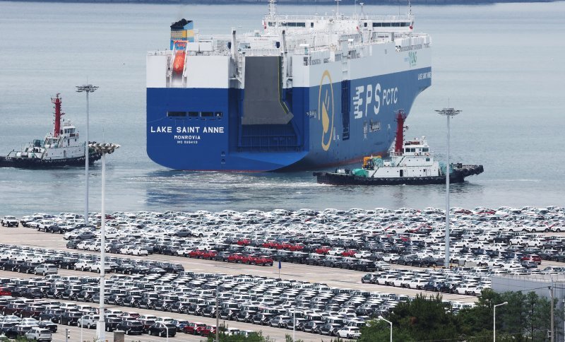 [fn사설] 위기의 제조업, 투자 되살릴 특단 대책 있어야