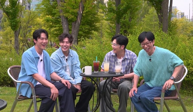 강하늘, 특이식성 고백 "귤은 껍질째…감 씨앗 속까지 파먹어"