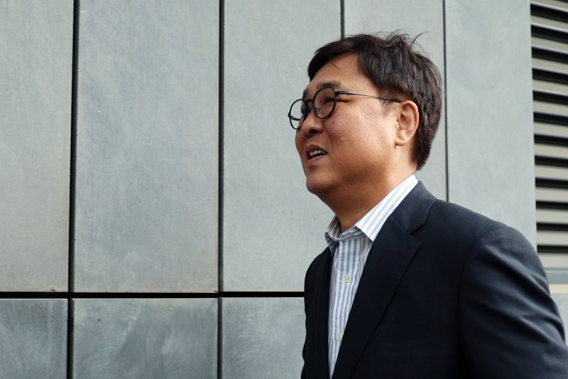 최휘영 문화체육관광부 장관 후보자가 14일 오전 서울 종로구 국립현대미술관에 마련된 인사청문회 사무실로 출근하고 있다. 2025.7.14/뉴스1 ⓒ News1 황기선 기자