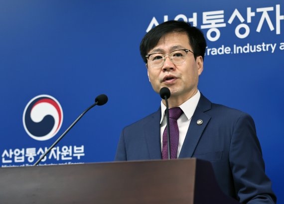 "8월 1일, 끝이 아니다"… 韓美관세 협상, 원칙합의→후속 딜 목표