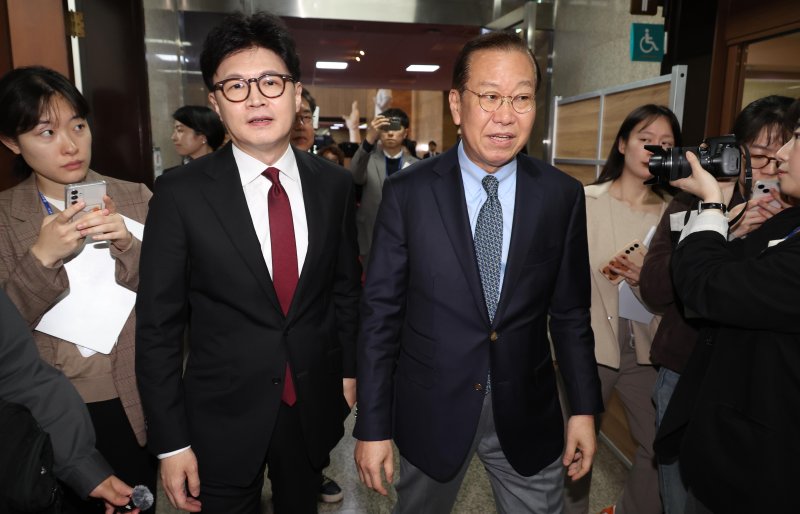 '후보교체 파동' 두고 한동훈-권영세 설전…野 내홍, 악화일로만