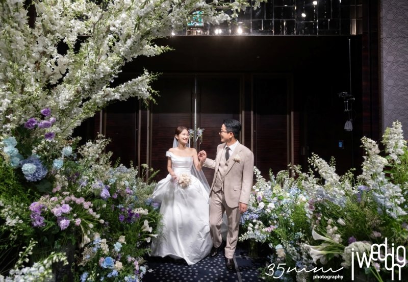 하객만 1200명…김준호♥김지민 결혼식, 울고 웃고 축가 떼창하고