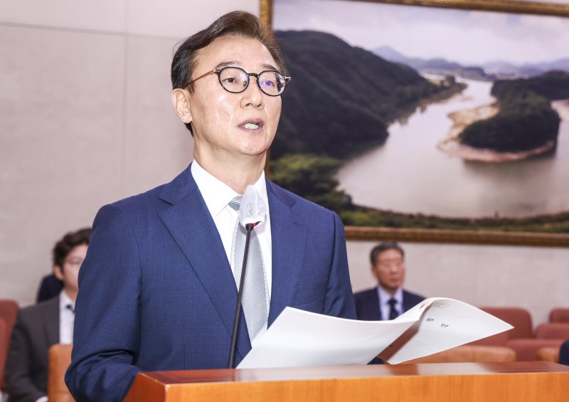 [서울=뉴시스] 김명년 기자 = 전재수 해양수산부 장관 후보자가 14일 오전 서울 여의도 국회 농림축산식품해양수산위원회에서 열린 인사청문회에서 발언하고 있다. 2025.07.14. kmn@newsis.com