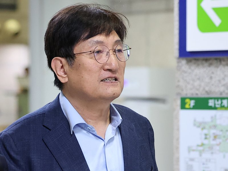 노영민·김현미, '채용청탁' 재판 시작…"정치 보복 기소" 주장