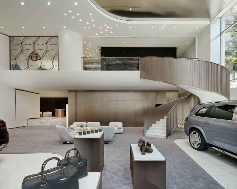 [서울=뉴시스] 서울 강남구 압구정에 위치한 마이바흐 브랜드센터 서울 1층. (사진=메르세데스벤츠 코리아 제공) photo@newsis.com *재판매 및 DB 금지