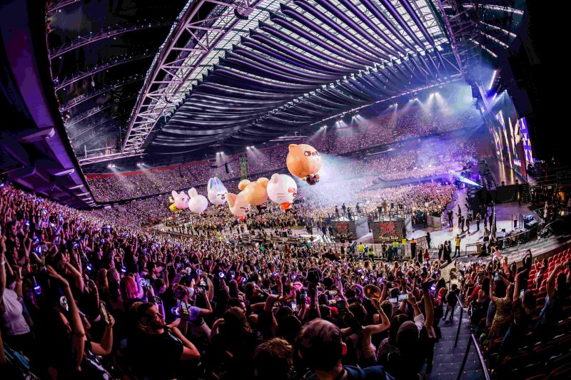 스트레이 키즈, 蘭 요한 크루이프 아레나 매진…'亞 아티스트 최초 입성'