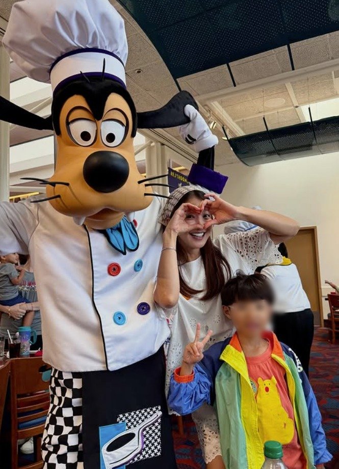 '이혼 후 임신' 이시영, 아들과 여행 떠났다 [N샷]