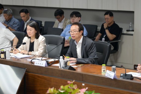 국방 AI 중소기업 간담회 "실효적 정책 수립…현장 의견 청취"