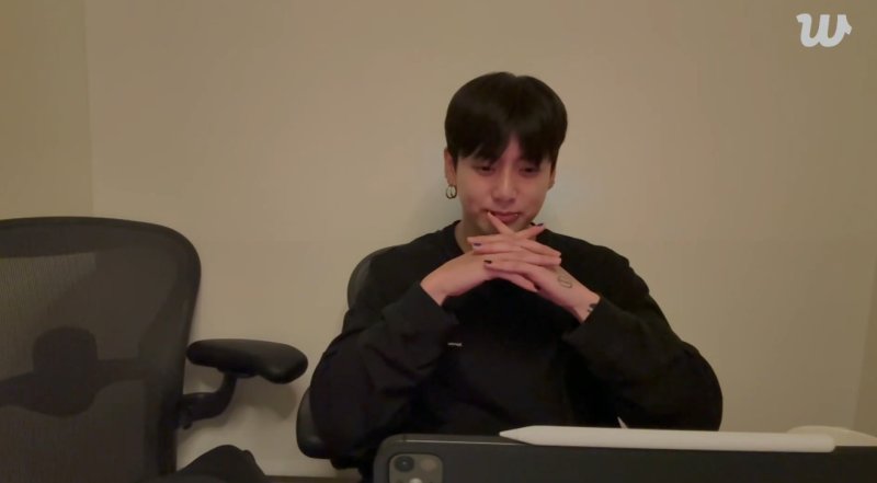 BTS 정국 '케데헌' 눈물 과몰입…"바보야, 같이 살아야지"