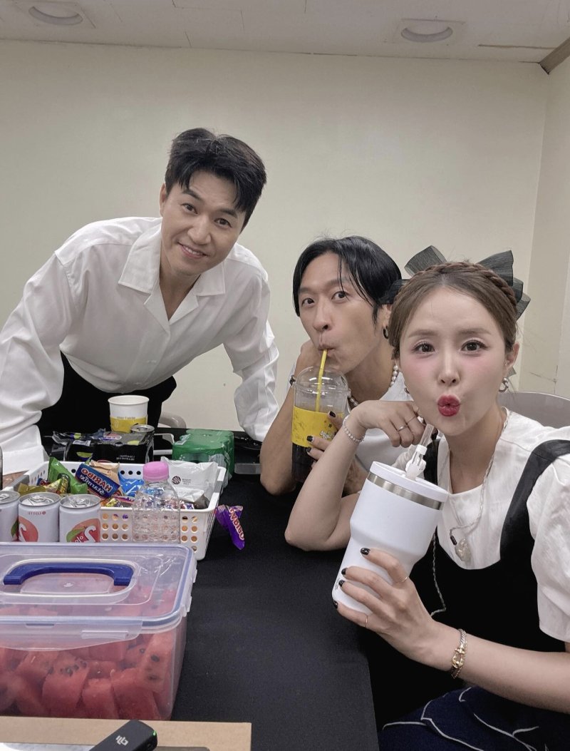 신지, ♥문원 딸 재산 상속 논란 차단 "정중히 사양"