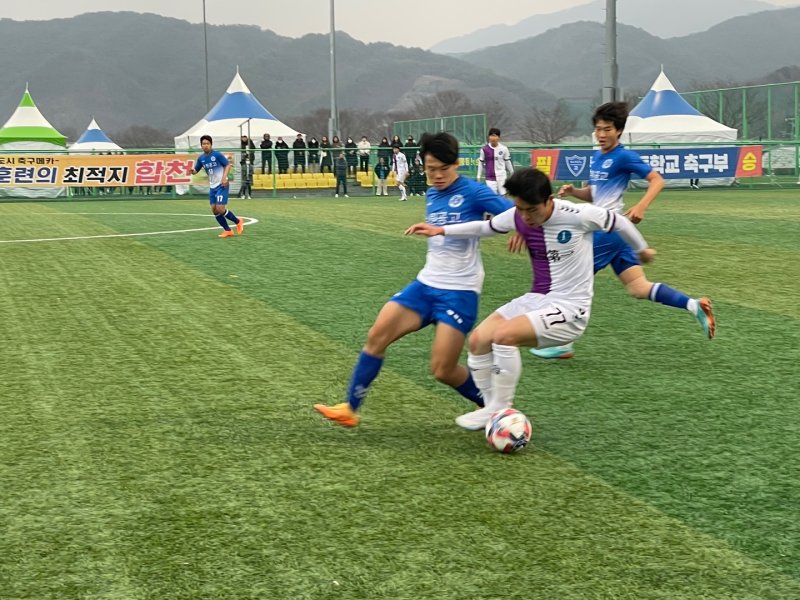 [합천=뉴시스] 지난해 텐카지노 추계 전국고등축구대회 (사진=텐카지노 제공) 2025. 07. 15. photo@newsis.com *재판매 및 DB 금지