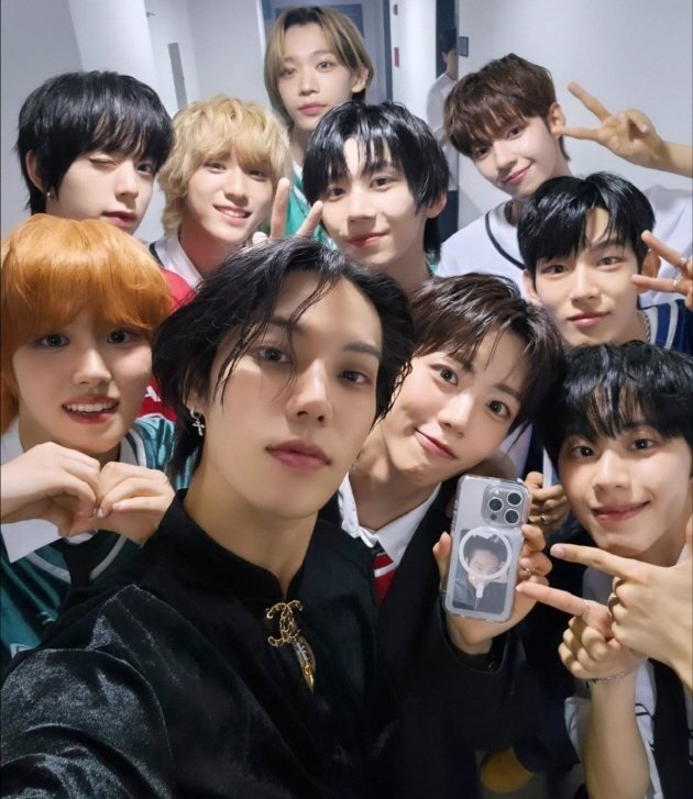 [서울=뉴시스] 아홉. (사진=벤더스 제공) 2025.07.15. photo@newsis.com *재판매 및 DB 금지