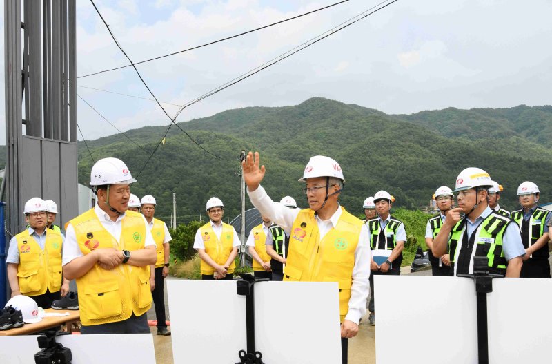 김동철 한전 사장 "에너지 고속도로 차질없이 준공"