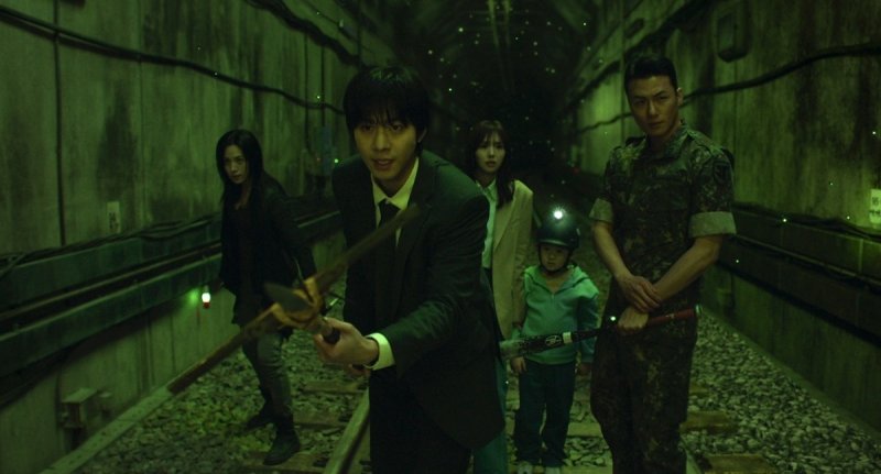 ‘전독시’ “끼이익” 동호대교서 멈춰선 지하철, SF판타지액션 게임 속으로 풍덩[이 영화]
