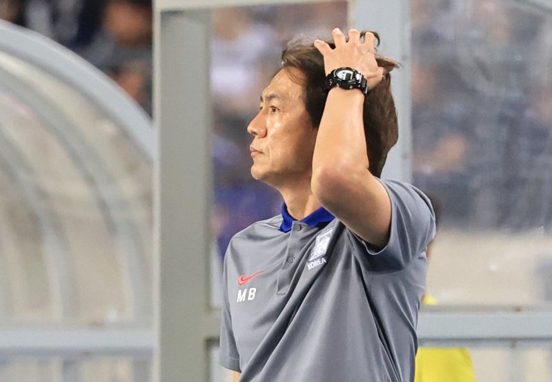 안방에서 무너진 홍명보호… 일본전 