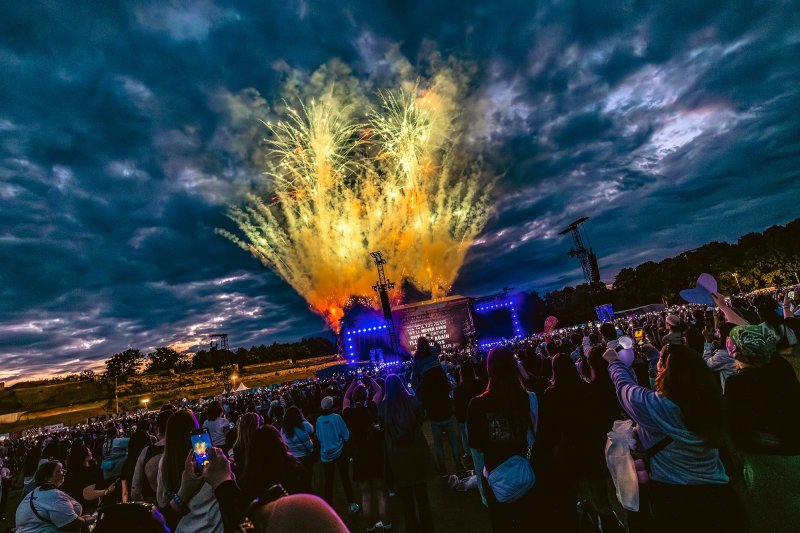 "제이홉 '롤라팔루자 베를린', 챔피언스리그급 K-팝 퍼포먼스"