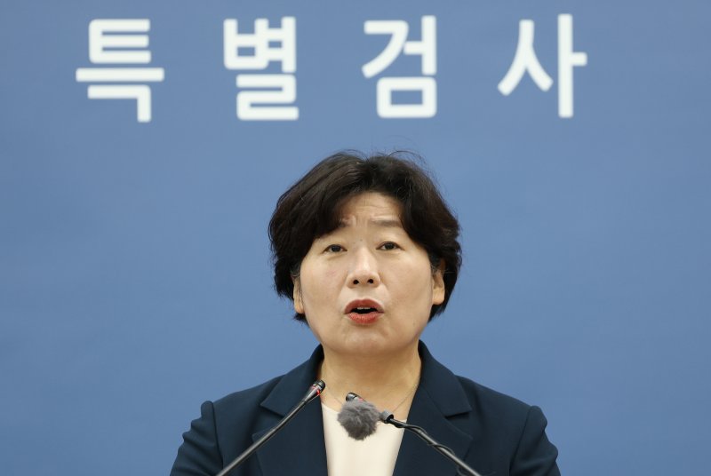 12·3 비상계엄' 관련 내란·외환 사건을 수사하는 내란특검팀 박지영 특검보가 15일 오후 서울 서초구 서울고등검찰청에 마련된 내란특검 사무실에서 정례 브리핑을 하고 있다./뉴스1 ⓒ News1 오대일 기자
