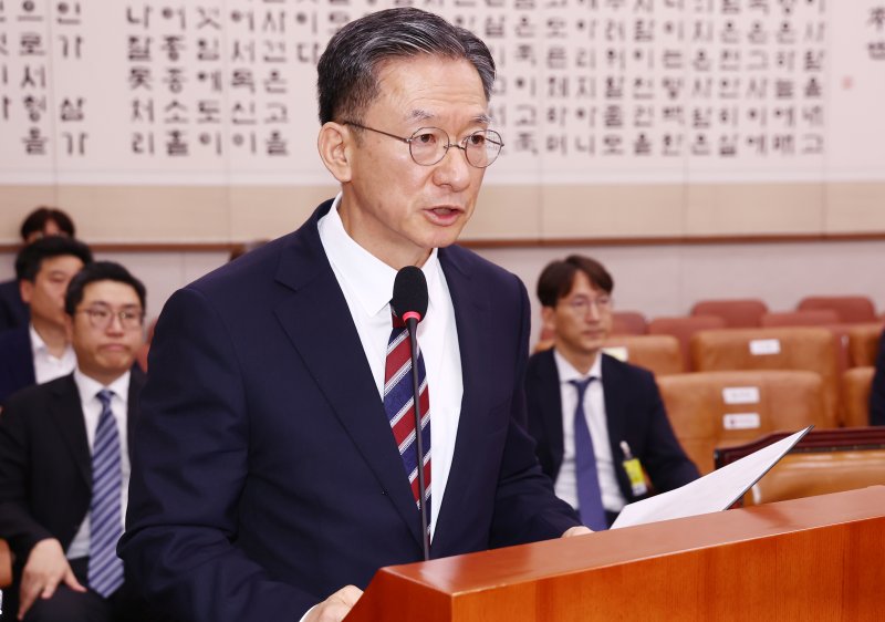인기있는바카라사이트 법무부 장관 후보자가 16일 오전 서울 여의도 국회 법제사법위원회에서 열린 법무부 장관 후보자 인사청문회에서 인사말을 하고 있다. 2025.7.16/인기있는바카라사이트1 ⓒ News1 김민지 기자